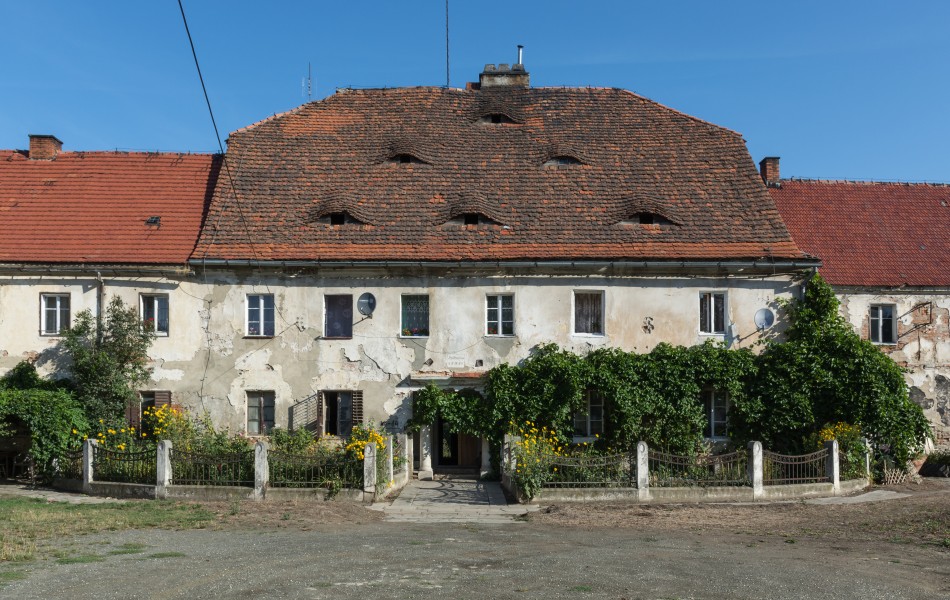 2015 Dwór w Starym Wielisławiu 01