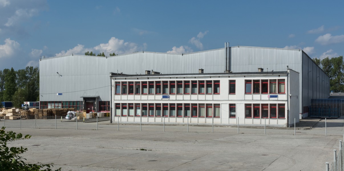 2015 Kłodzko, ul. Objazdowa, Steinhoff KPM Meble Kłodzko 02