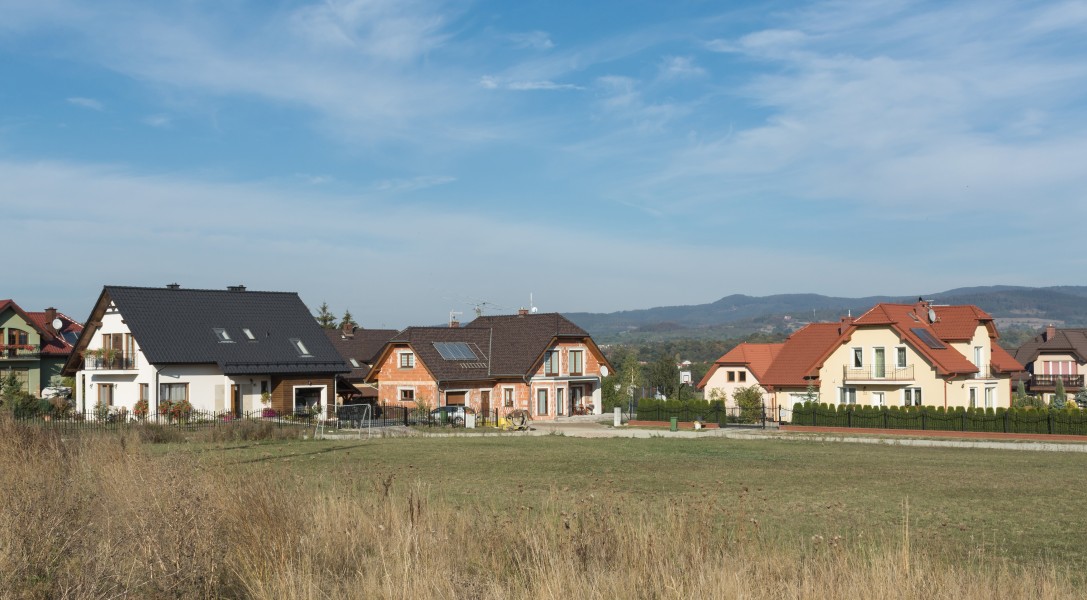 2015 Kłodzko, ul. Różana 02