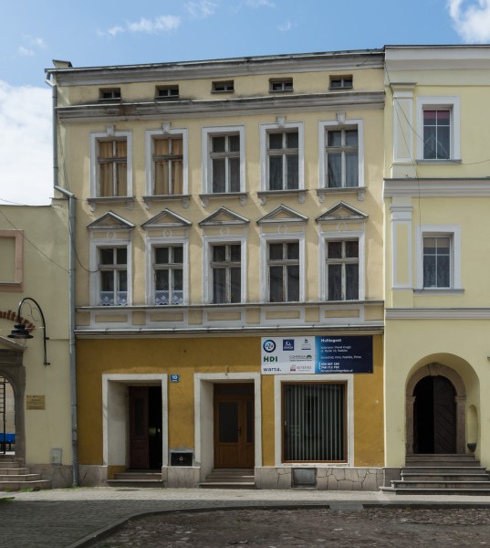 2015 Radków, Rynek 10 01