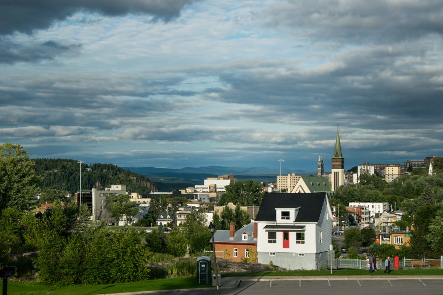 2016-09 la petite maison blanche Chicoutimi 02