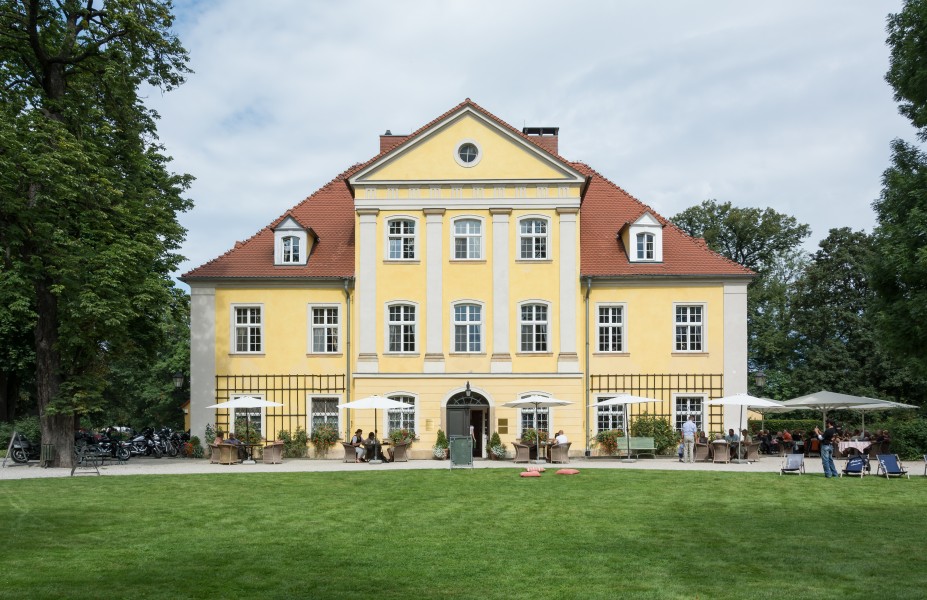 2016 Dwór w Łomnicy 3