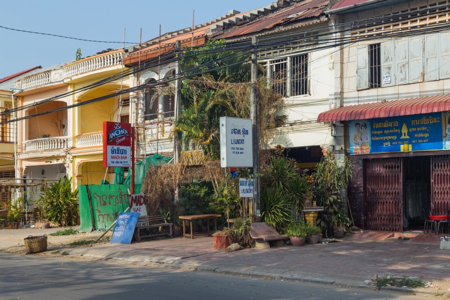 2016 Kampot, Stare budynki na ulicy Riverside (02)