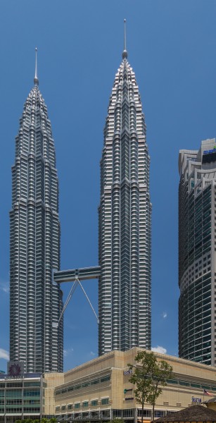 2016 Kuala Lumpur, Petronas Towers (20)