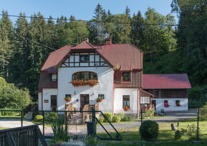 2016 Leśniczówka w Kletnie