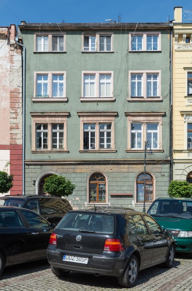 2016 Niemcza, pl. Rynek 15 01