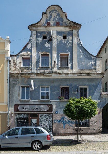 2016 Niemcza, pl. Rynek 33 01