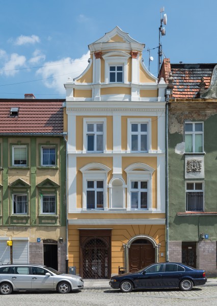 2016 Niemcza, pl. Rynek 37 01