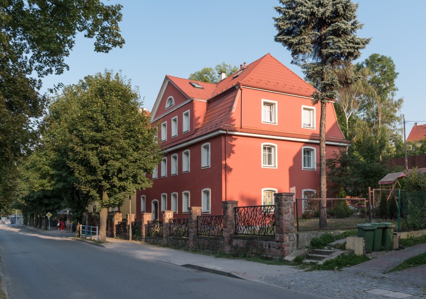 2016 Nowa Ruda, ul. Żeromskiego 3 1