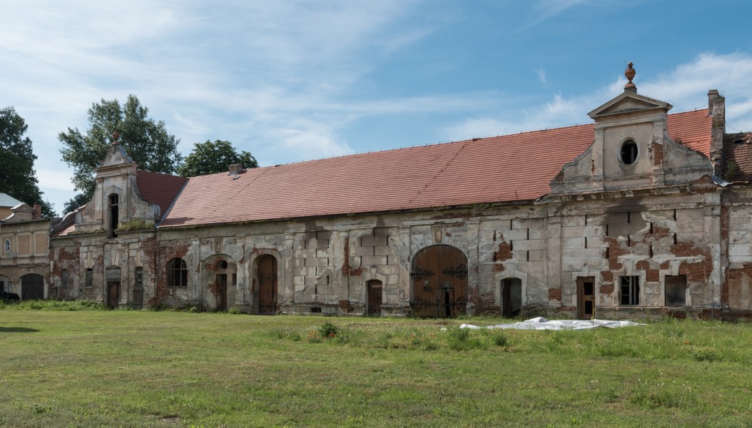 2016 Pałac w Żelaźnie, oficyna 2