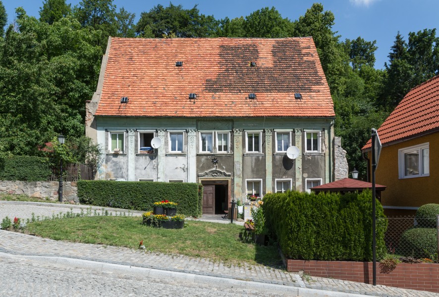 2016 Srebrna Góra, ul. Letnia 30 1