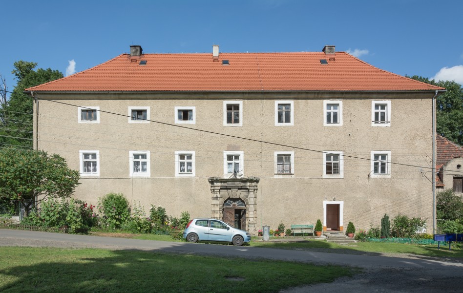 2016 Stolec, trzecia oficyna 3