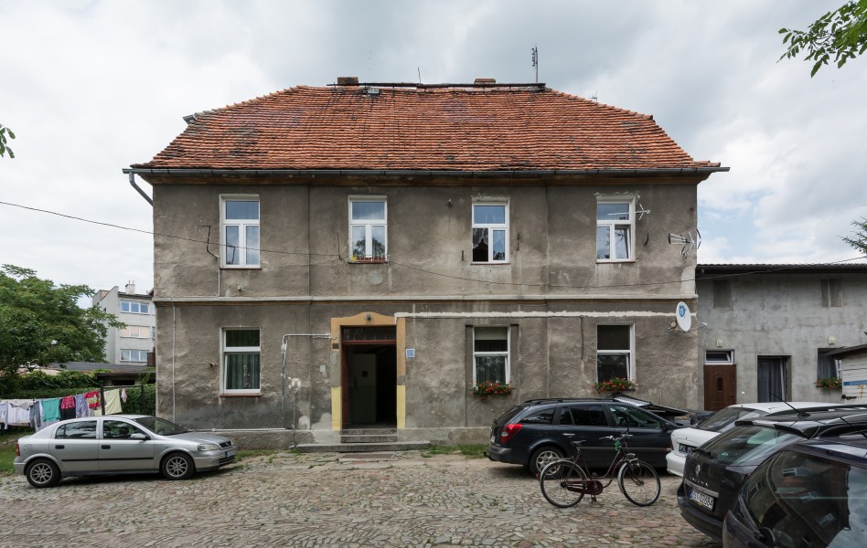 2016 Strzelin, ul. Świętego Floriana 14 1