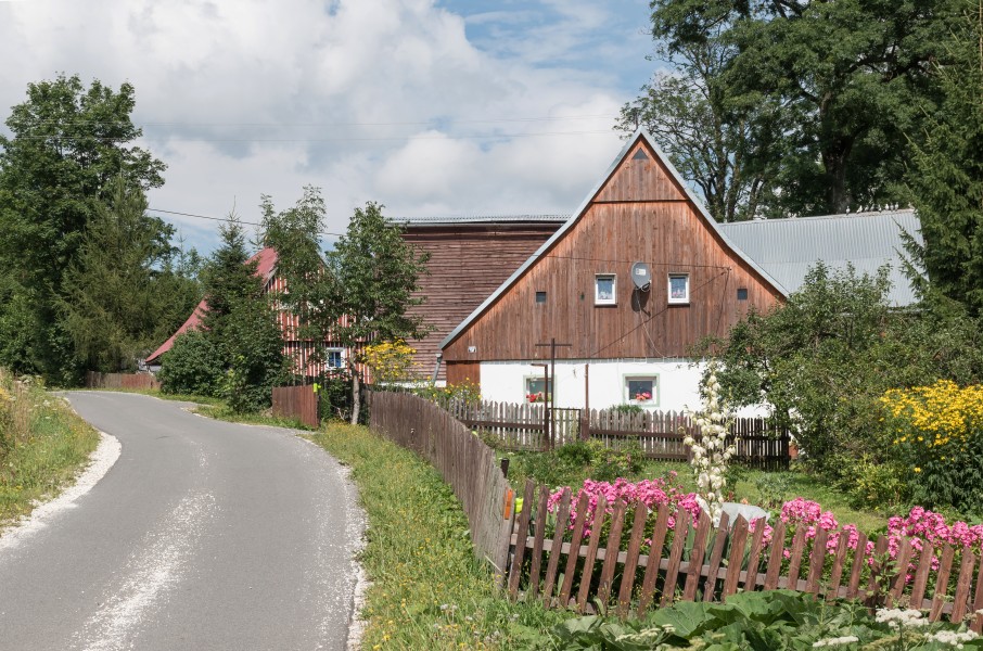 2017 Dom nr 12 w Jodłowie