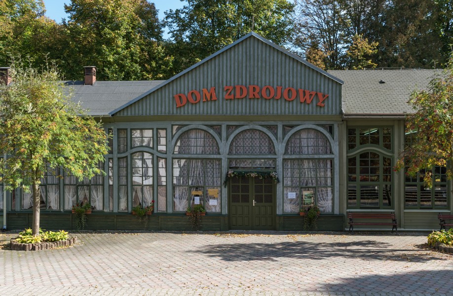 2017 Dom zdrojowy w Długopolu-Zdroju 3