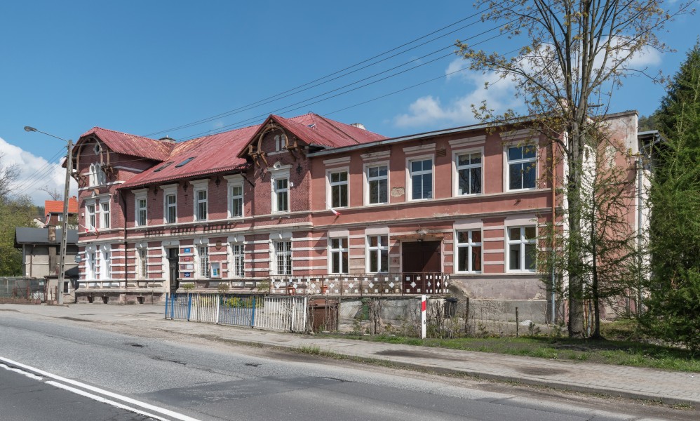 2017 Gminny ośrodek kultury w Ołdrzychowicach Kłodzkich