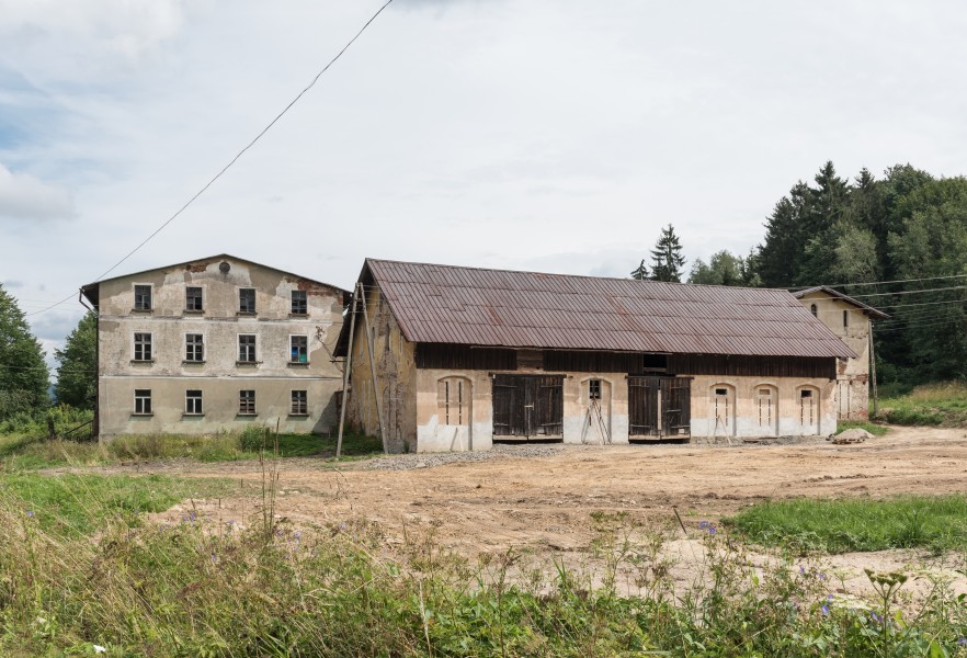 2017 Zabudowania Nagodzic 2