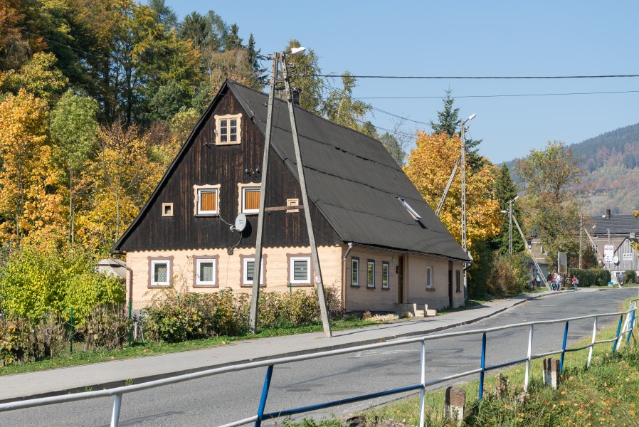 2018 Jugów, ul. Główna 90 1