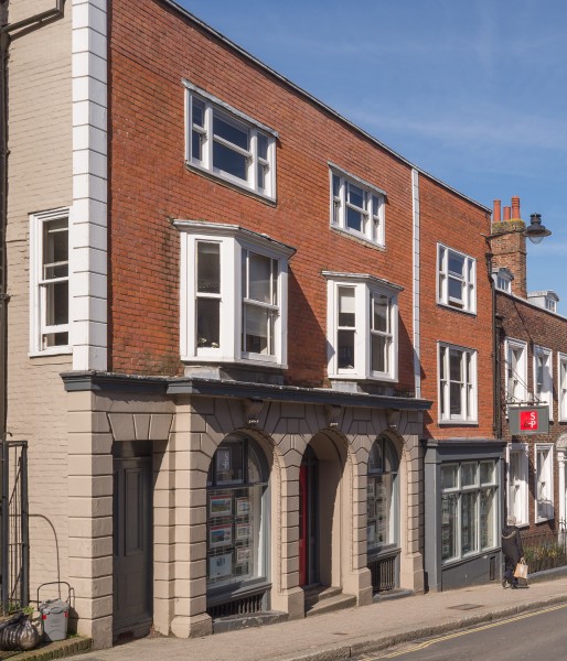 201 And 202 High Street April 2018 01