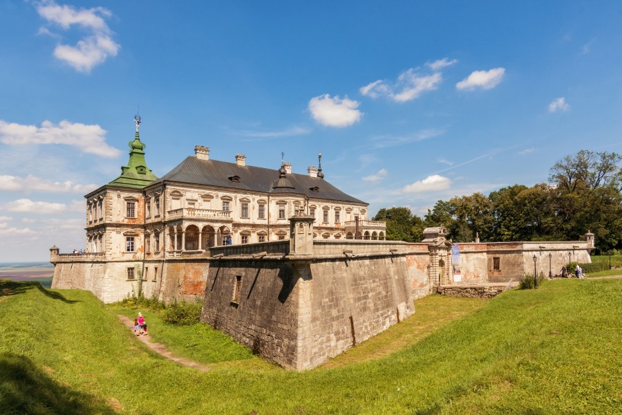 46-203-0009 Pidhirtsi Castle RB 18