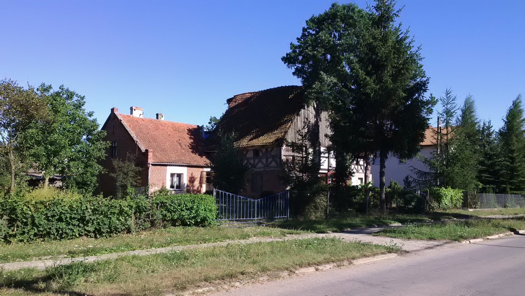 Świerki, zabudowania 02