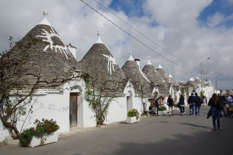 Alberobello BW 2016-10-16 12-42-23