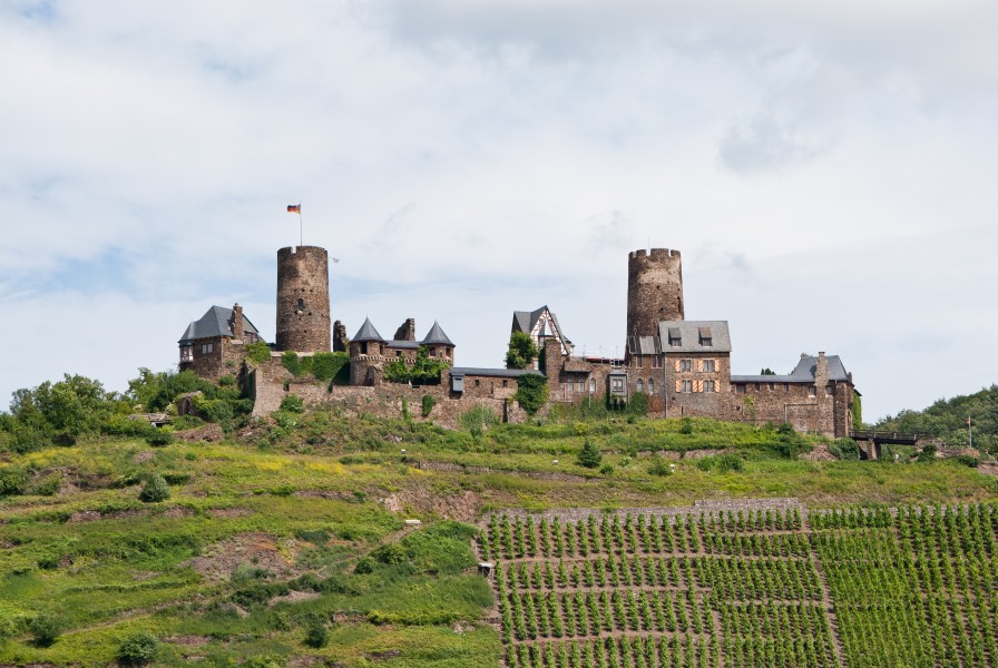 Alken, Burg Thurant, 2012-08 CN-01