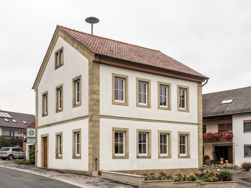 Altenbanz-Haus-9180250