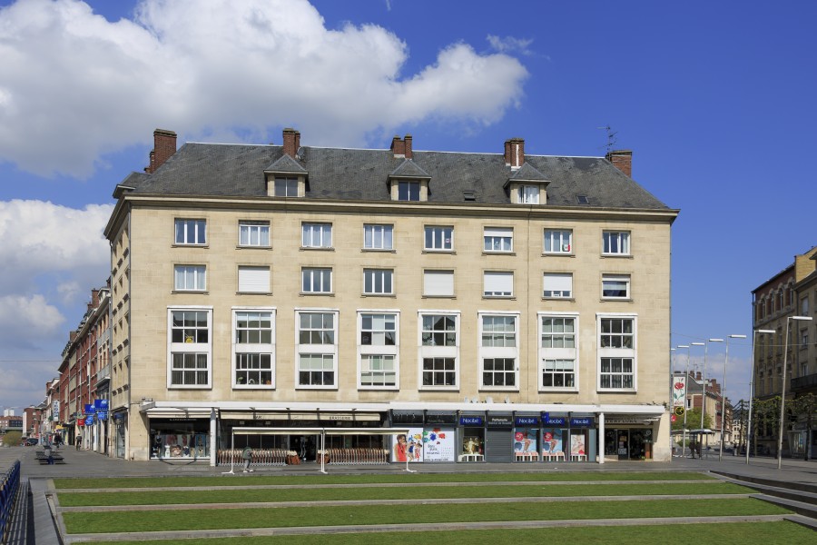 Amiens France Place-Gambetta-01