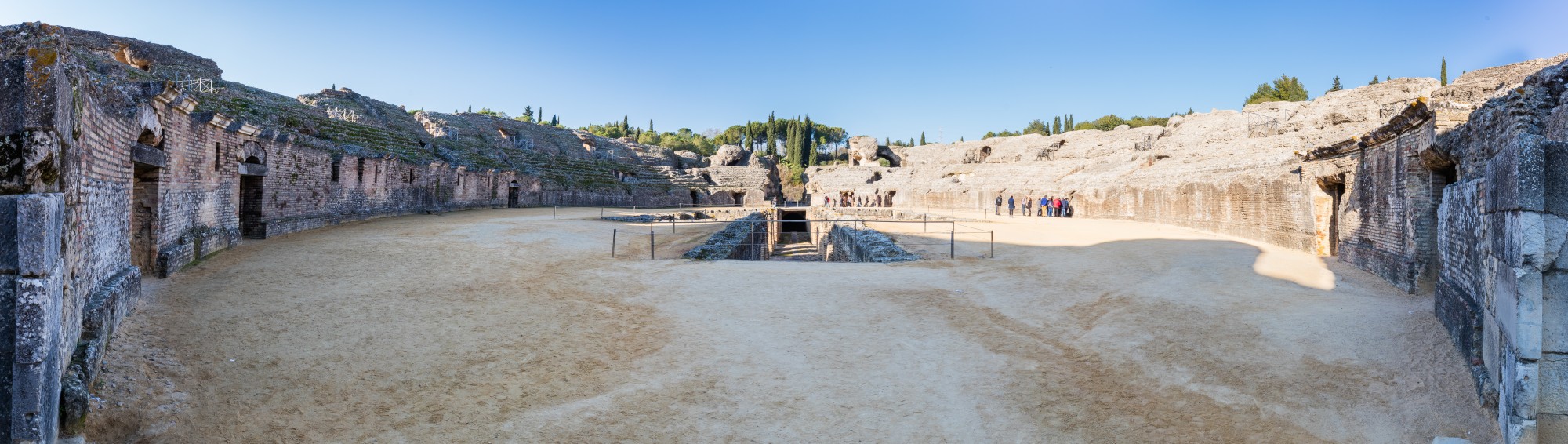 Anfiteatro de las ruinas romanas de Itálica, Santiponce, Sevilla, España, 2015-12-06, DD 04-07 PAN