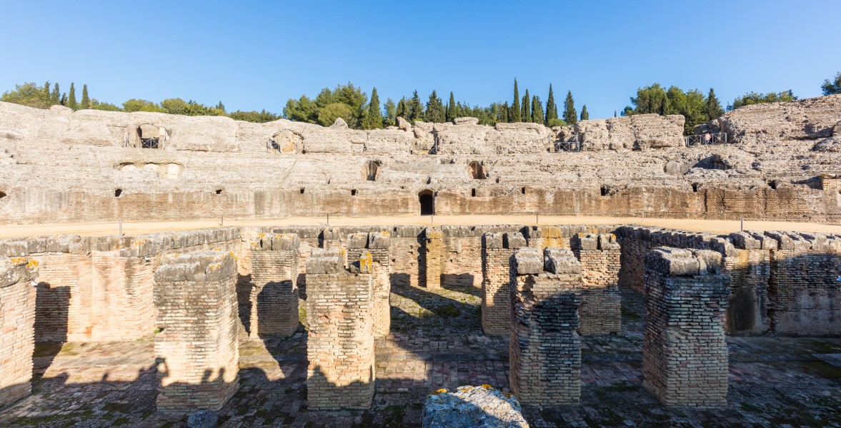 Anfiteatro de las ruinas romanas de Itálica, Santiponce, Sevilla, España, 2015-12-06, DD 11