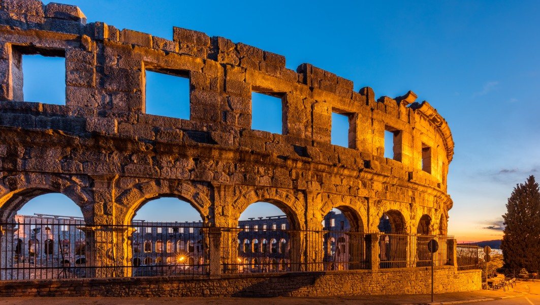 Anfiteatro de Pula, Croacia, 2017-04-17, DD 37-39 HDR