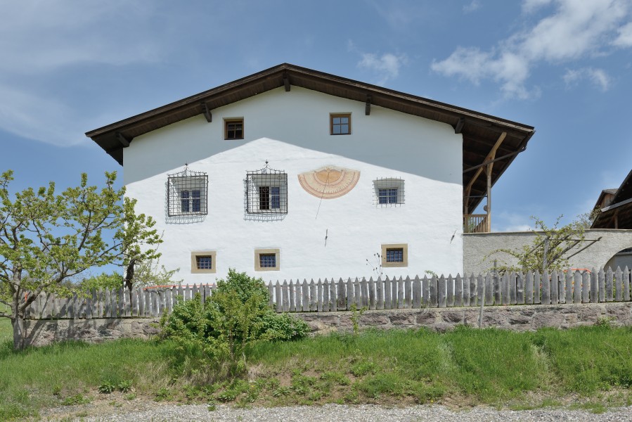 Ansitz Zimmerlehen in Völs am Schlern Südseite