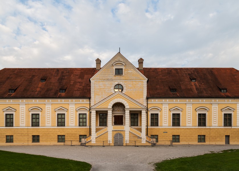 Antiguo Palacio Schleissheim, Oberschleissheim, Alemania, 2013-08-31, DD 03