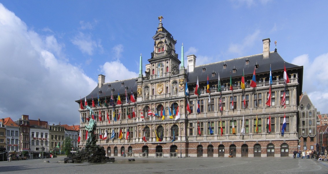 Antwerpen Stadhuis crop4 2006-05-28