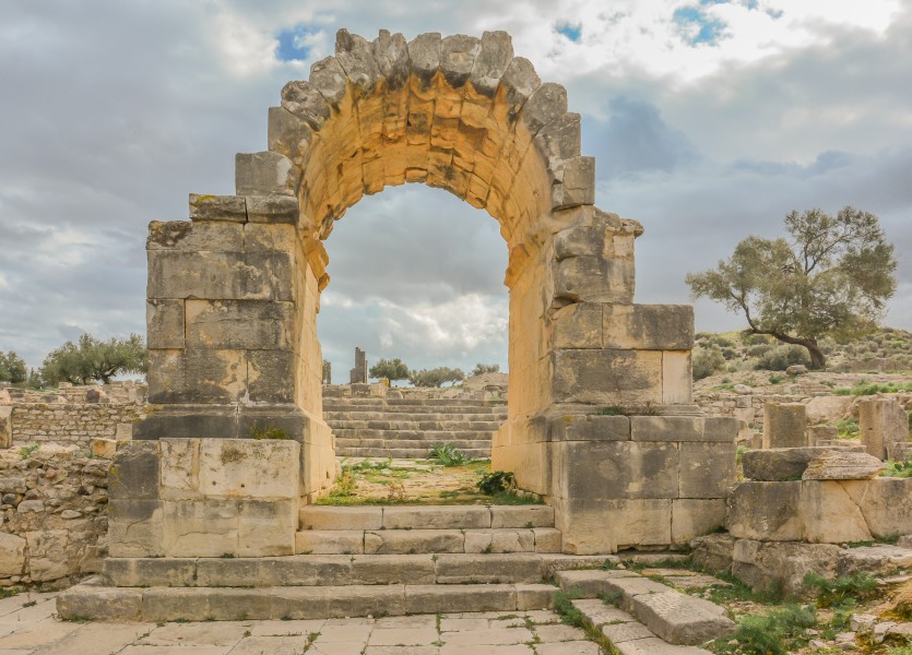Arc monumental