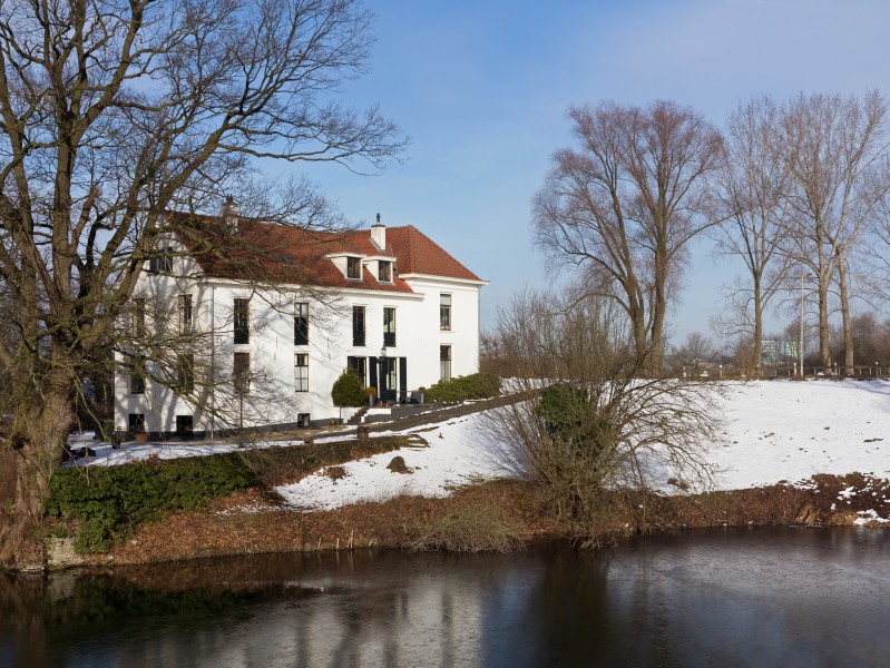 Arnhem-Elden, monumentaal woonhuis GM022WN0440 met sneeuw foto1 2017-01-15 12.50