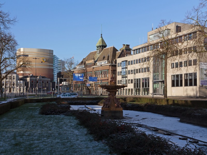 Arnhem, fontein tussen Juno en het Willemsplein op de Jansbuitensingel foto4 2016-01-17 10.30