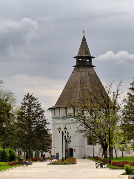 Astrakhan Kremlin Red Gate Tower P5090903 2475