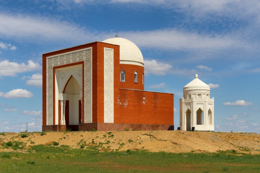 Astrakhan Oblast Bokei Khan Mausoleum P5101050 2200