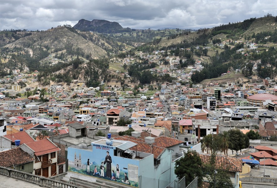 Azogues Ecuador from San Francisco 03