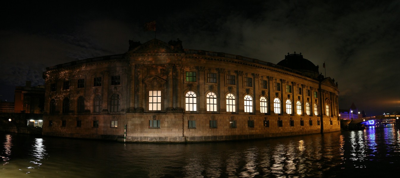 B Bode Museum night