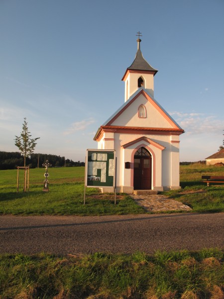 Březí (Slabčice), kaplička