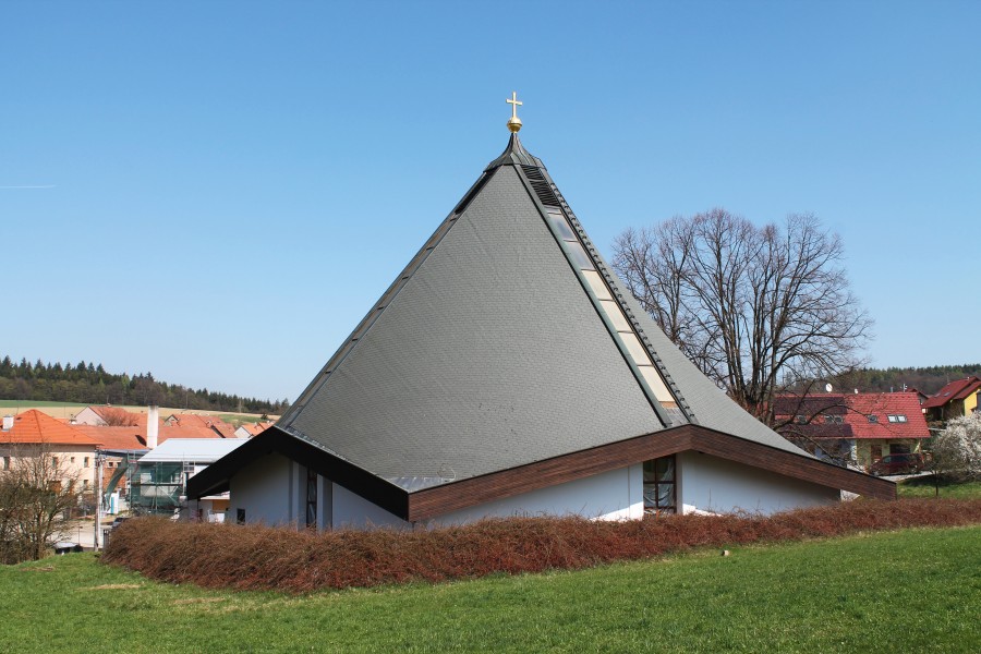 Březina, Proseč, kostel Panny Marie Matky církve (2017-04-10; 05)