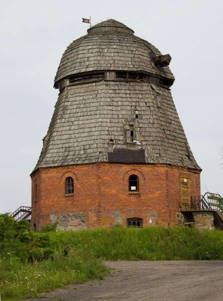 Bęsia, 01