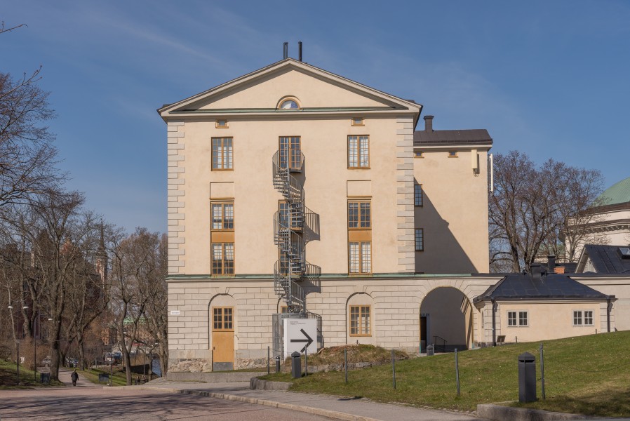 Båtmanskasernen April 2014 02