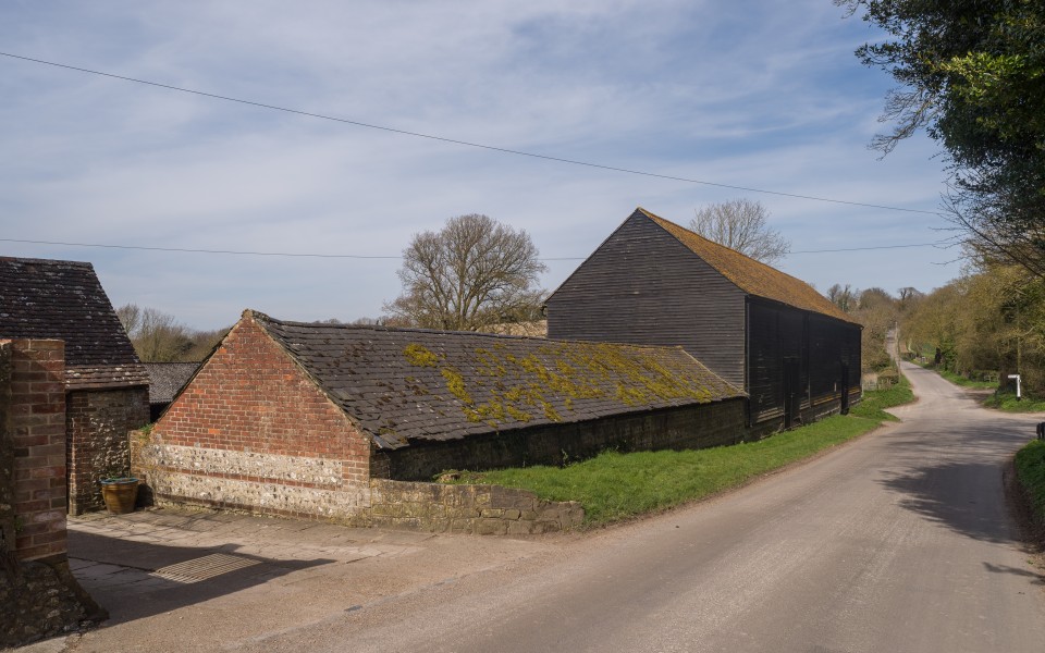 Barn To North East Of Lullington Court April 2018 01