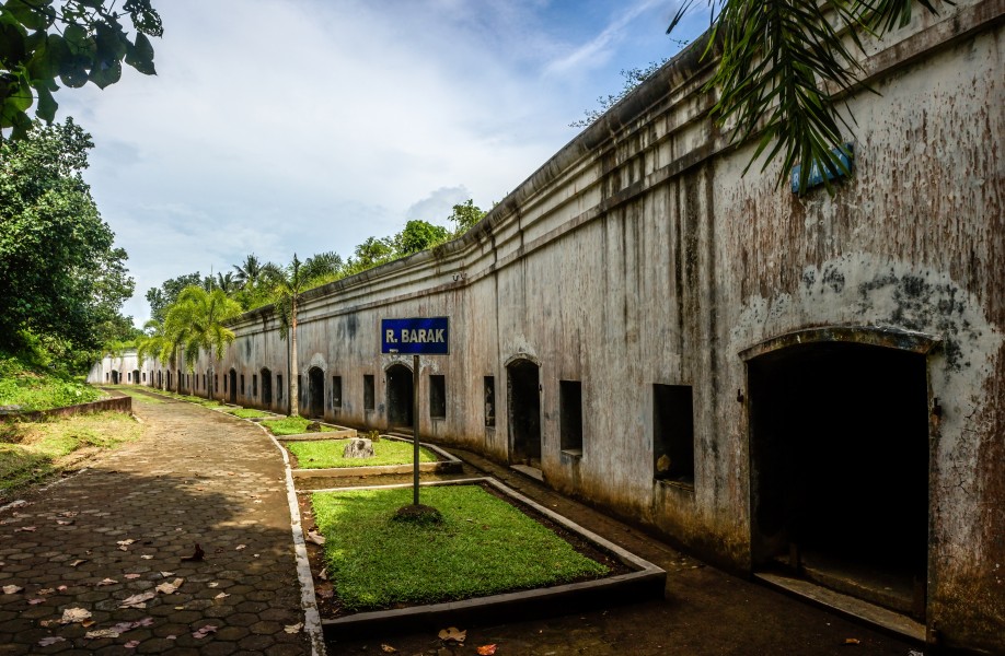 Barracks, Benteng Pendem, Cilacap 2015-03-21