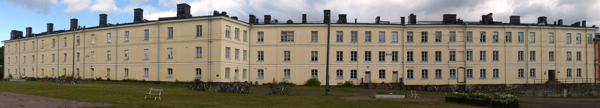 Bastion Bielke and Curtain Building