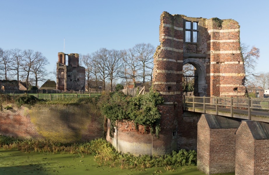Batenburg, restanten van kasteel Batenburg RM8725 foto10 2015-12-09 12.08